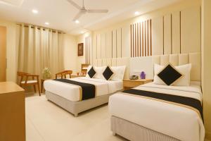 Hotel Worth - 1 Minute from Connaught Place & New Delhi Station