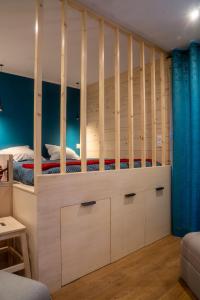 Appartements Grand studio avec terrasse : photos des chambres