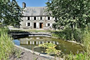 Maisons de vacances La Bloutiere - Avec grand jardin : photos des chambres