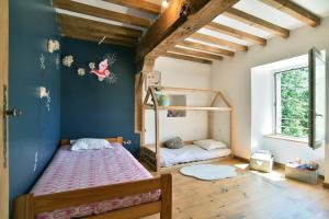 Maisons de vacances La Bloutiere - Avec grand jardin : photos des chambres