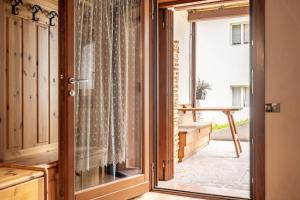 Beautiful ground floor flat few steps from centre