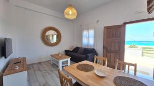 Aremar Elafonisos Apartments