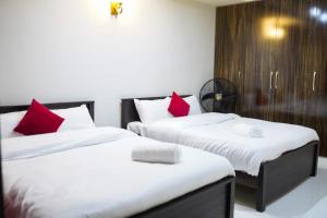 Urban Homes - Top Floor - Ayubia