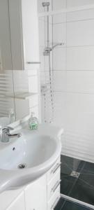 Komplettapartment 4, Küche, WLAN, Parkplatz