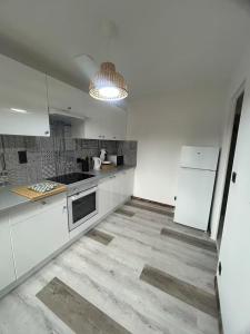 Maison 4 personnes, TV connectée