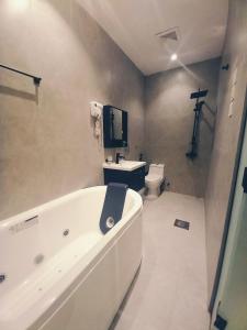 غرناطة للشقق المخدومة