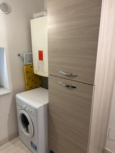 Resta Cu Mme a Chiaia