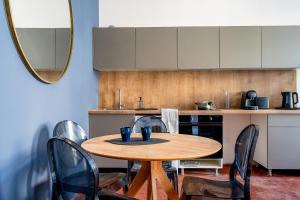 Appartements Le Boudoir des Capucins - T2 Plein Centre Ville proche Canebiere Vieux Port - Gare TGV Saint Charles : photos des chambres