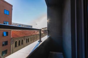 InCentro, by Ladadika