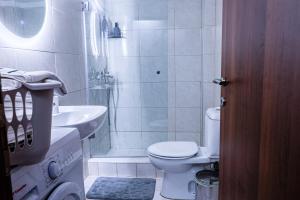 InCentro, by Ladadika