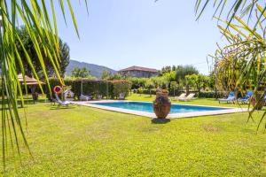 Villa Martim with Pool & Big Garden near Braga by Sé Apartamentos