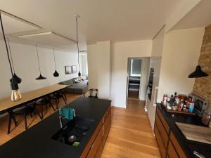 Townhouse with private garden in the centre