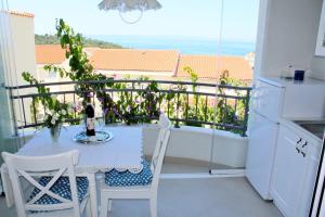 Apartments Adriona with parking 