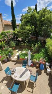 B&B / Chambres d'hotes Le N 9 : photos des chambres