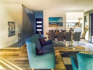 New Villa Lana with pool, sauna and whirlpool