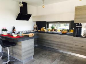 New Villa Lana with pool, sauna and whirlpool