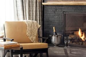 The Four Seasons, Vail - Hotel Room With Two Double Beds