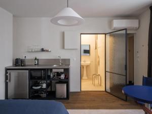 Bright & Cozy Studio near the Beach