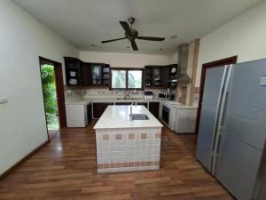 Exclusive 10-Person Villa with Pool & land 6000m