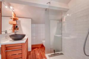 Maisons de vacances Family cottage with private pool : photos des chambres