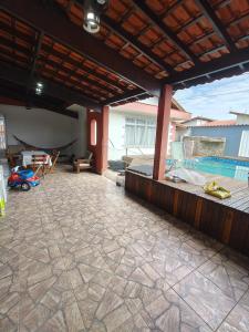 Casa com piscina no cibratel praia dos sonhos