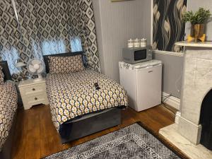 OYO Woodville Lodge Leeds