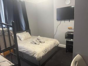 Woodville Lodge Leeds - Free Parking, Direct Bus to City Centre