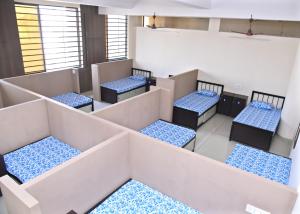 Dwarka Yatri Niwas