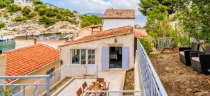 Appartements Calanque de Niolon, emplacement exceptionnel 1 minute de la mer : photos des chambres