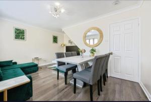 Luxurious & Central MK