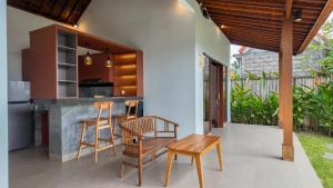 2BR Rice Fields Villa Santa 4 in Cemagi