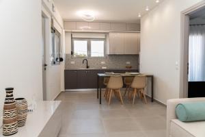 Ben Apartments Rethymno Sea View & The Urban Base Camp
