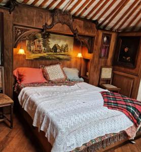 Strackxhoeve Yurt Haardpeer