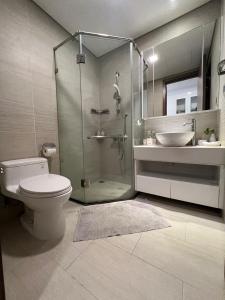 Great Studio Apartment In Vinhomes Green Bay 30 Minutes To Airport