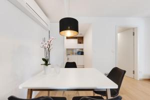 Modern 1 bedroom apartment in Ljubljana city center with covered parking 