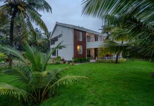 SaffronStays Bayora - 3BR Beachfront Villa, Mangalore