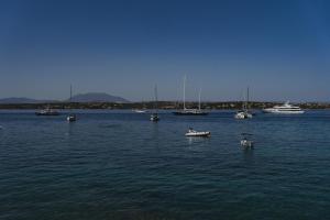 Spetses Bluesites Retreat