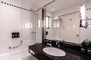 Hotels Crowne Plaza Paris Republique by IHG : photos des chambres