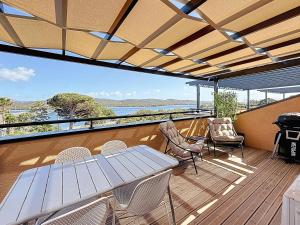 Appartements APPT T3 terrasse dans residence bord de mer avec piscine : photos des chambres