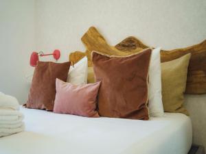 Akicity Ajuda Songbird