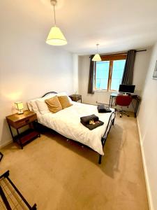Harbourside Apartment in Bristol