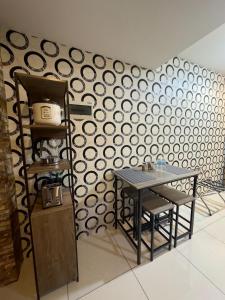 The Monroe at Horizons 101