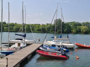 Bagry Rooms2 - Apartament z sypialnią i miejscem postojowym