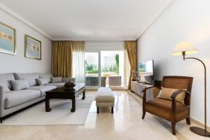 Los Monteros Palm Beach with garden