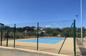 Appartements APPT T3 terrasse dans residence bord de mer avec piscine : photos des chambres