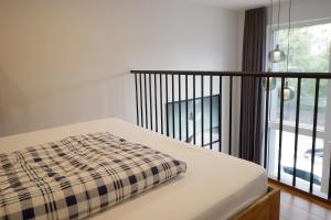 KgB - 32, Stylish City Apartment - 10 mins walk to Old Town