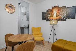 Poznańska 12 by NYX Apart