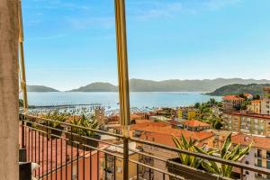 Lerici sea view private parking best position