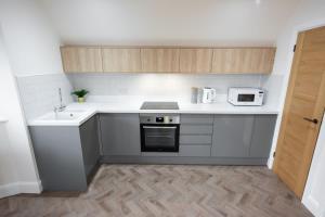 8 The Royal Serviced Apartments ,Harwich, One Bed Parking, Fast Wifi, Space Apartments