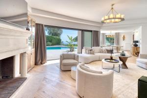 Villas REF 2144 - Cannes Californie- Villa for rent : photos des chambres
